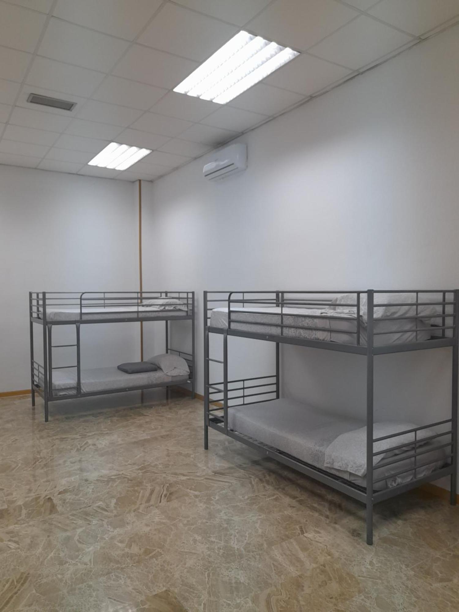 Hostel M Torres Мадрид Экстерьер фото